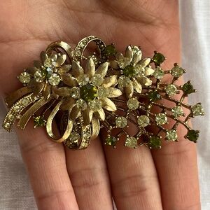 Vintage Art Deco Gold and Green Floral Brooch